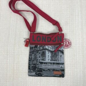 Robin Ruth London Crossbody‎ Bag Purse England UK Souvenir Keychain